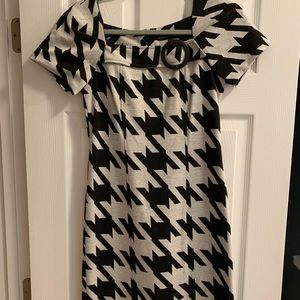 Just In Time for Fall—Cute Houndstooth Dress